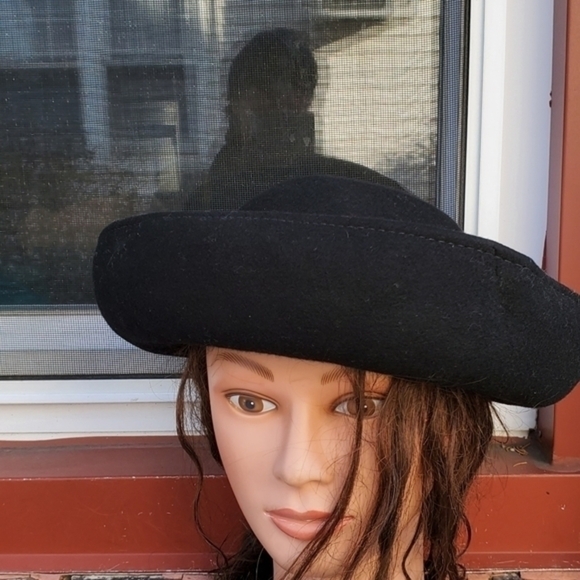 Vintage Blaxk Wool Small  bowler style‎ wool hat - Picture 6 of 7